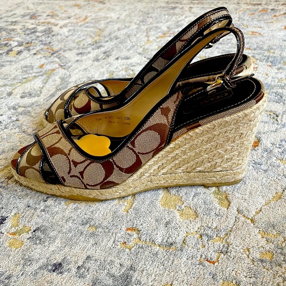 Luxury Coach heels - Picture 2 of 7